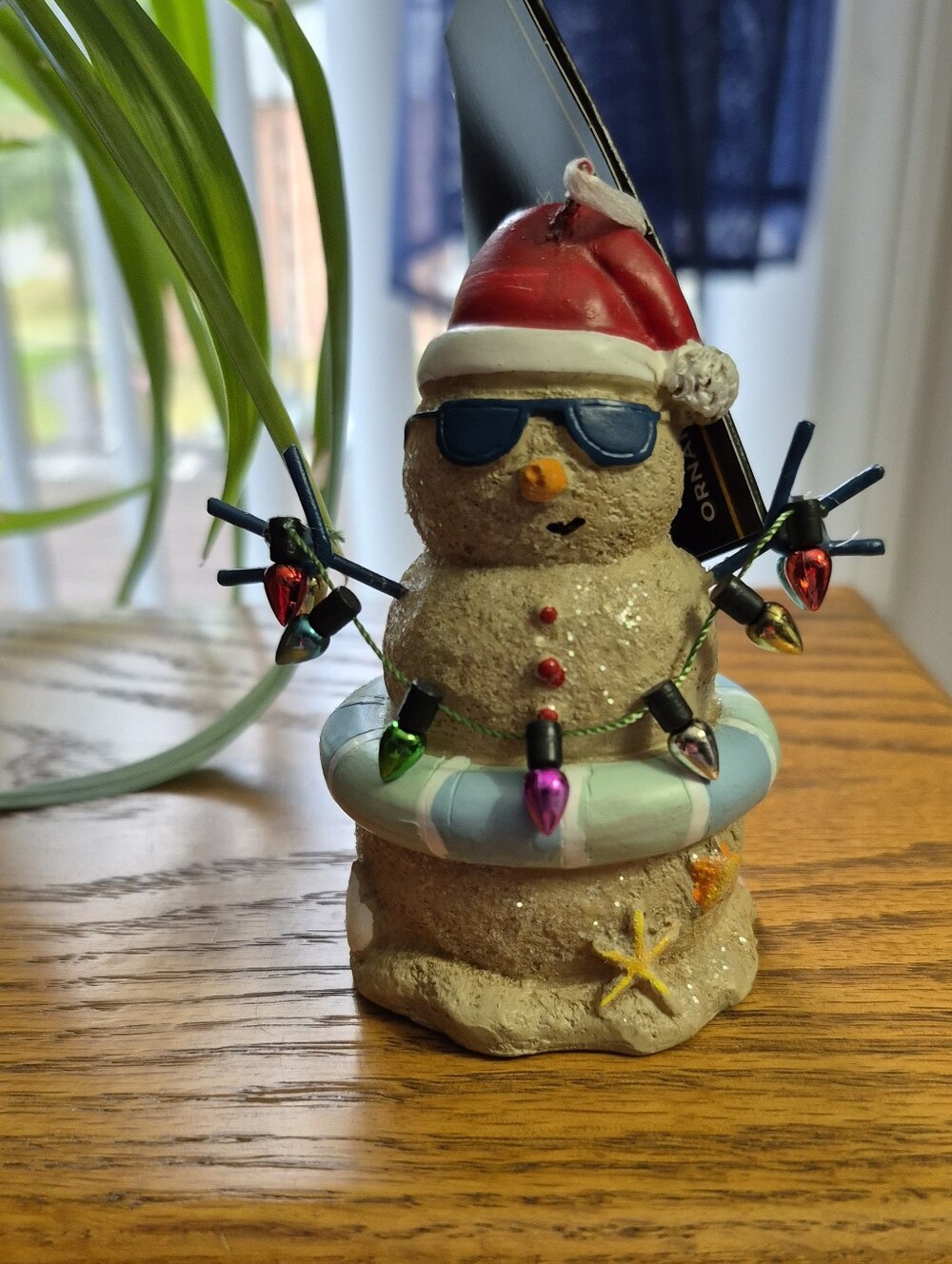 Beach Snowman Figurine Holiday Ornament - Blue & Red. NEW WITH TAGS